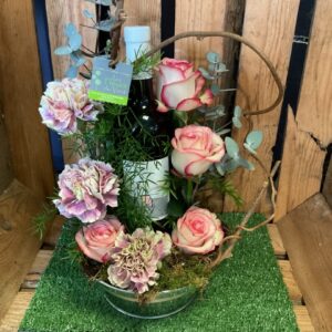 Composition fleurs et vin